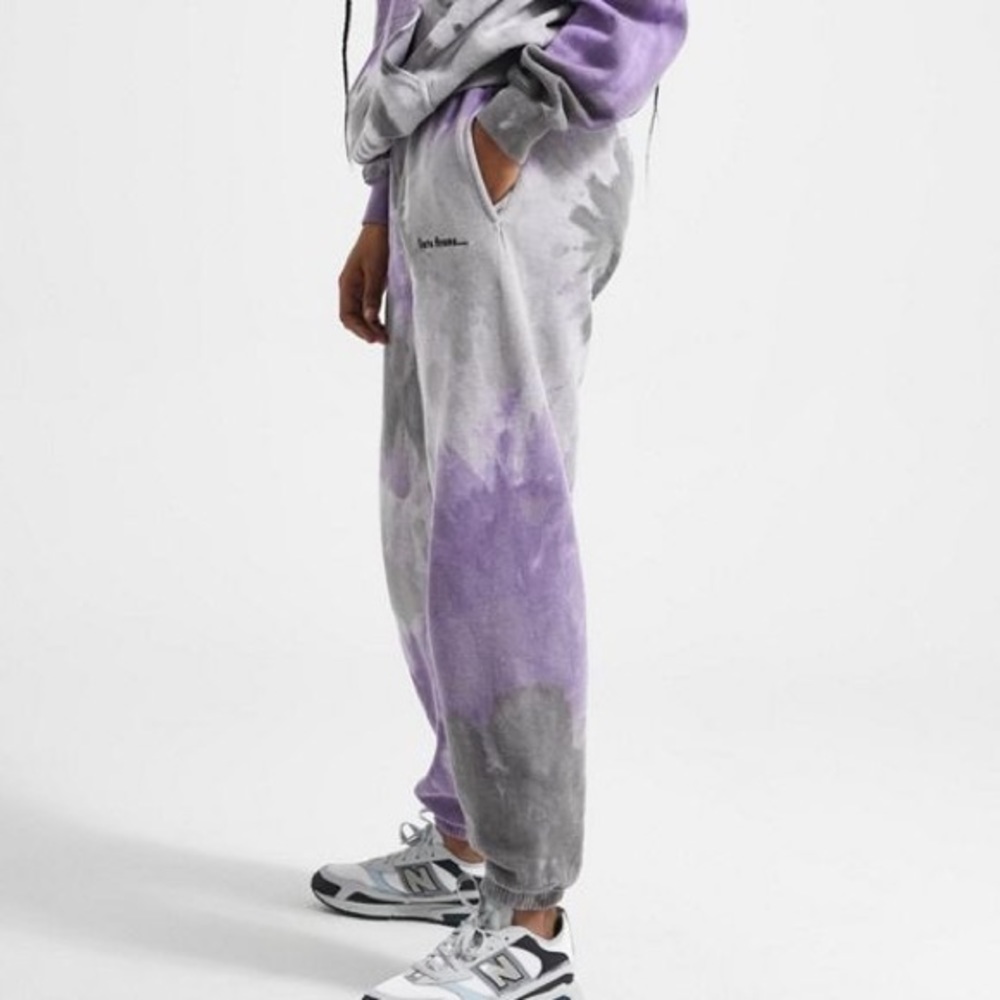 its frans... Tie-Dye purple sweats